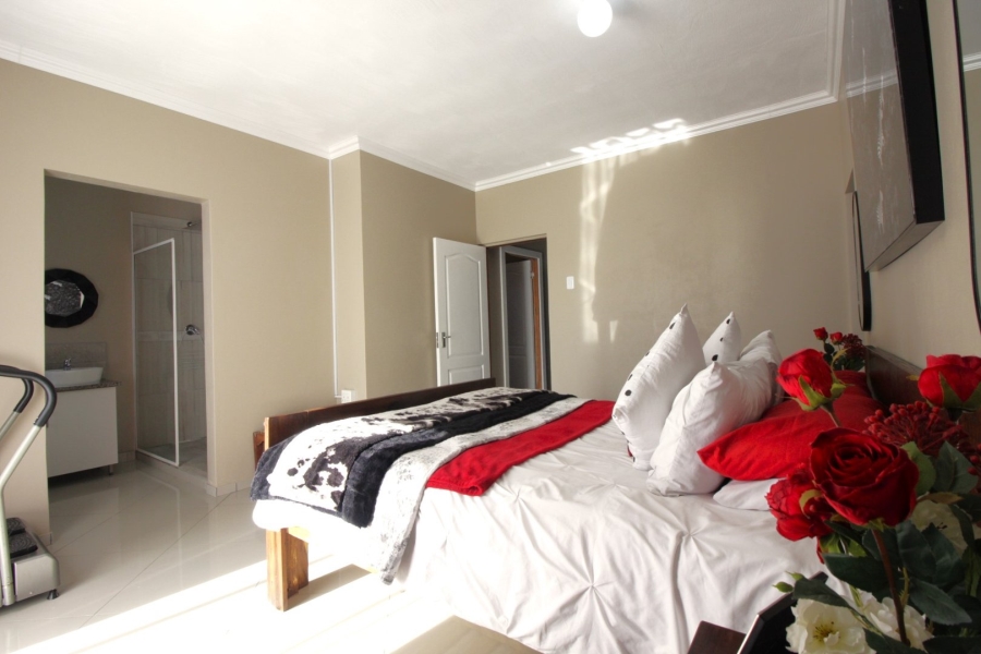 3 Bedroom Property for Sale in Wavecrest Eastern Cape